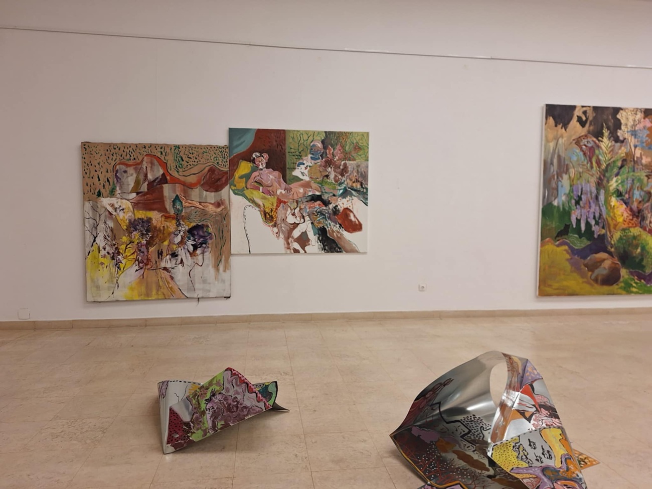 a folded reality8, liviu mihai, curatorial